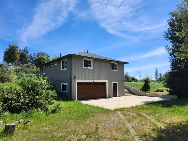 10006 Wendell Rd, Mountain Ranch, CA 95246