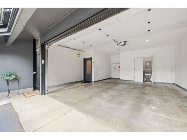 4459 THUNDER VISTA Ln, Lake Oswego, OR 97035