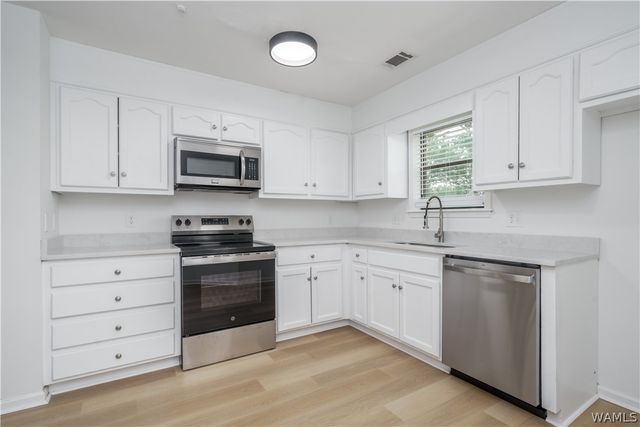 1738 Hollow, Tuscaloosa, AL 35406