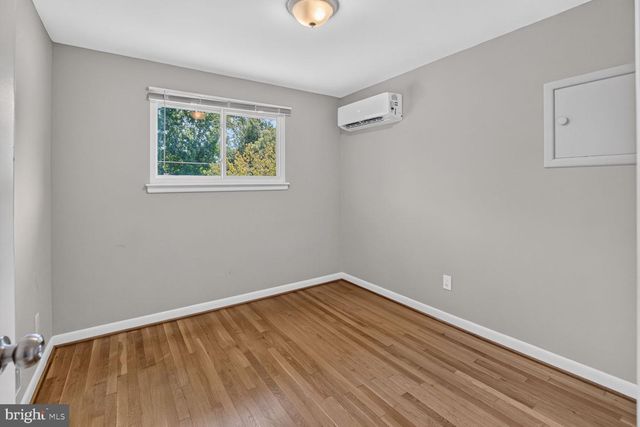 6413 TONE DR, Bethesda, MD 20817
