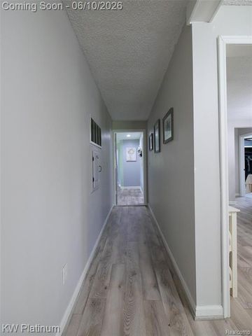 5324 Ravenswood Road, Kimball, MI 48074