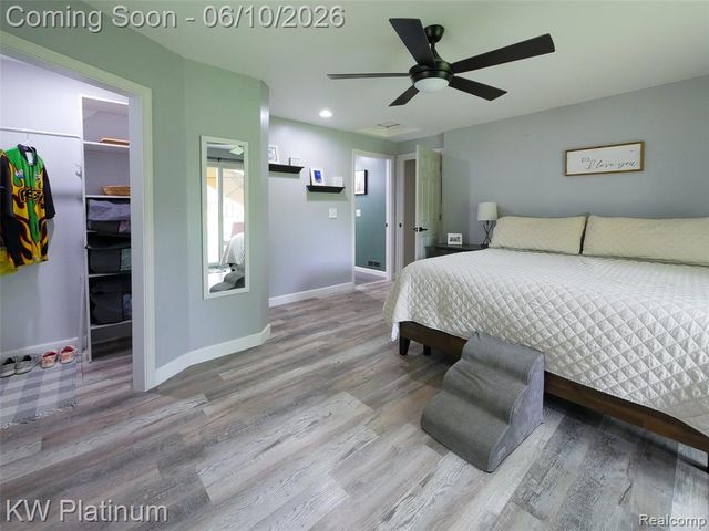 5324 Ravenswood Road, Kimball, MI 48074