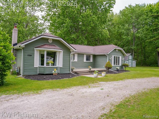5324 Ravenswood Road, Kimball, MI 48074