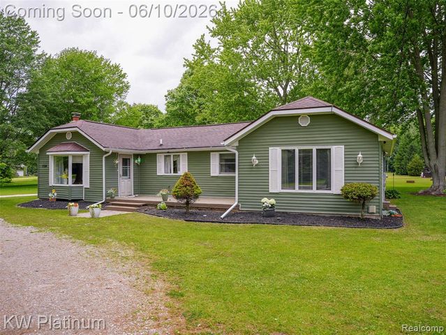 5324 Ravenswood Road, Kimball, MI 48074
