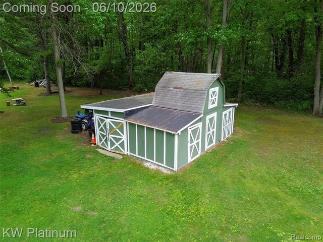 5324 Ravenswood Road, Kimball, MI 48074