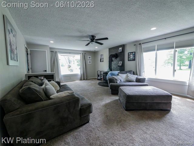 5324 Ravenswood Road, Kimball, MI 48074