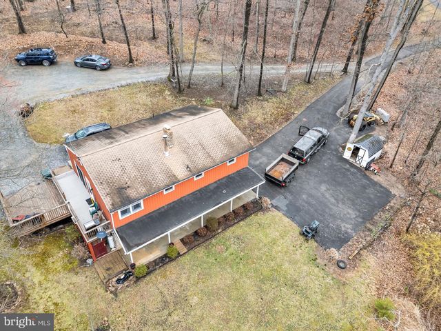 20 INDIAN LN, Felton, PA 17322