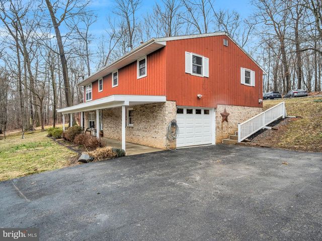 20 INDIAN LN, Felton, PA 17322