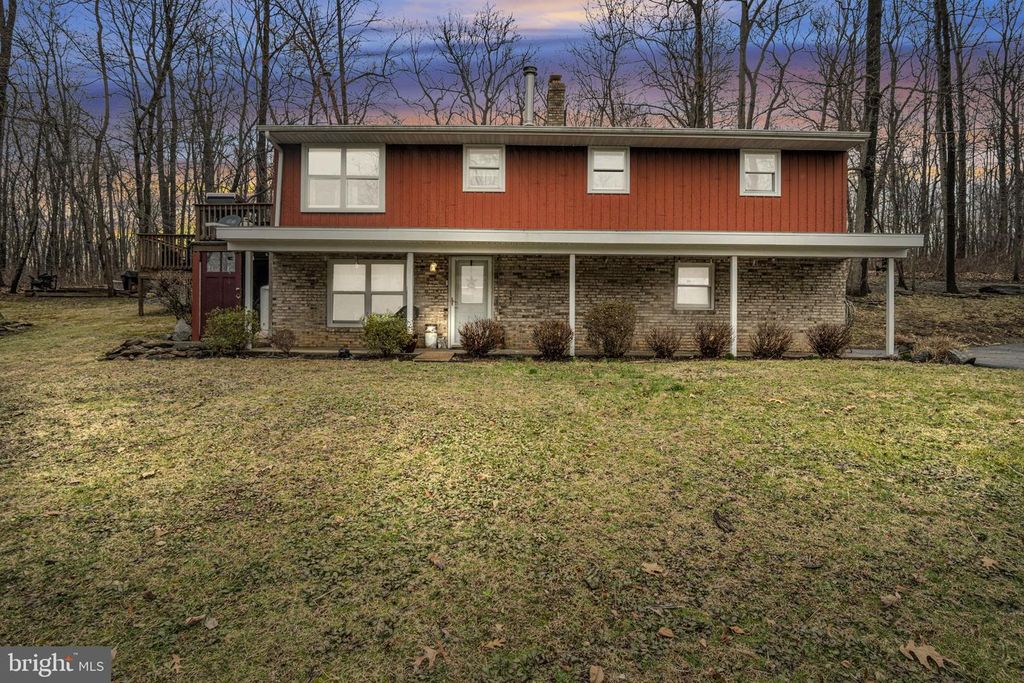 20 INDIAN LN, Felton, PA 17322