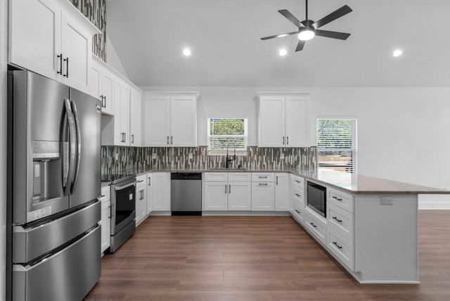 212 Southwood DR, Granite Shoals, TX 78654