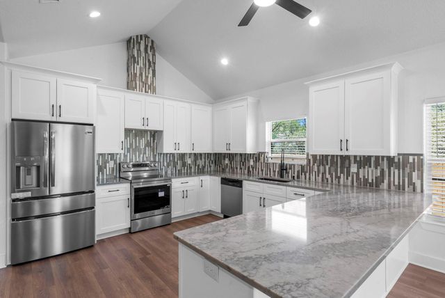 212 Southwood DR, Granite Shoals, TX 78654