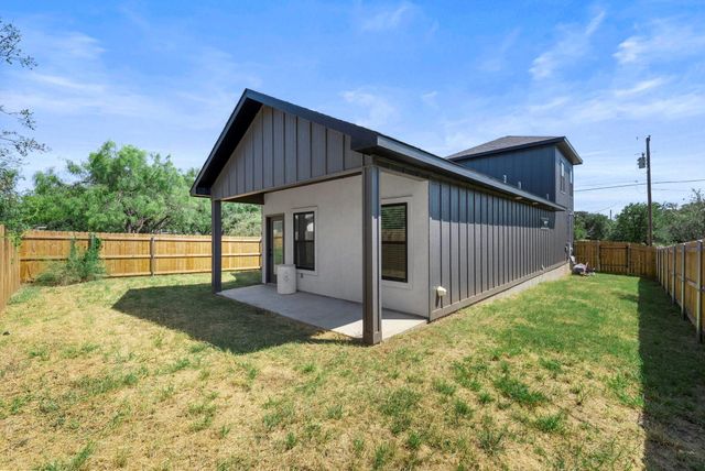 212 Southwood DR, Granite Shoals, TX 78654