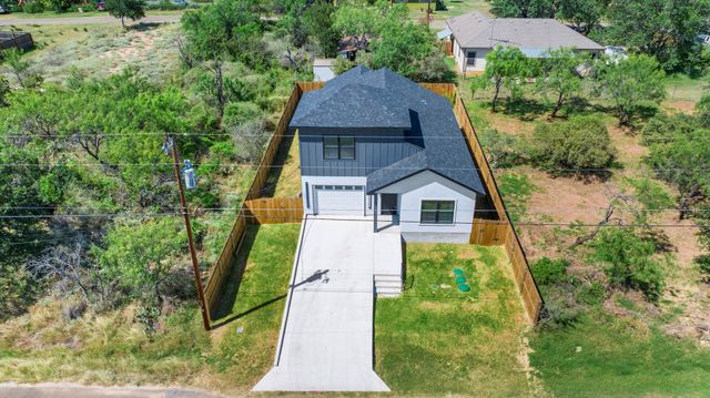 212 Southwood DR, Granite Shoals, TX 78654