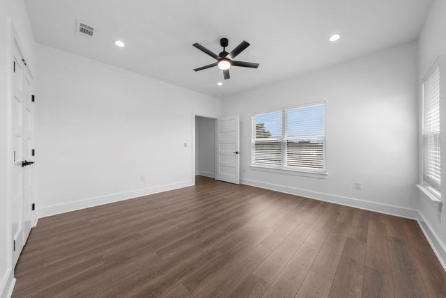 212 Southwood DR, Granite Shoals, TX 78654