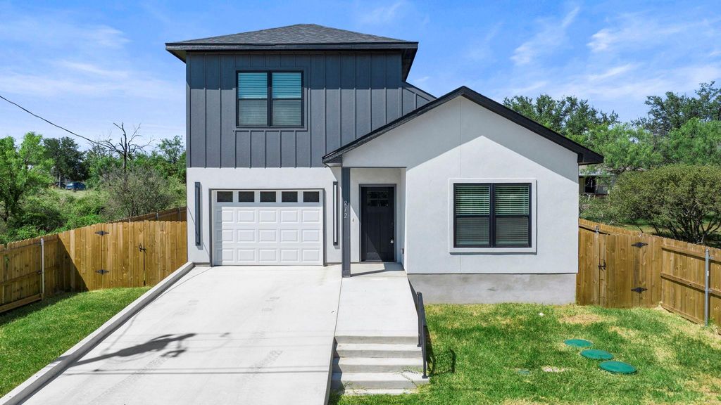 212 Southwood DR, Granite Shoals, TX 78654
