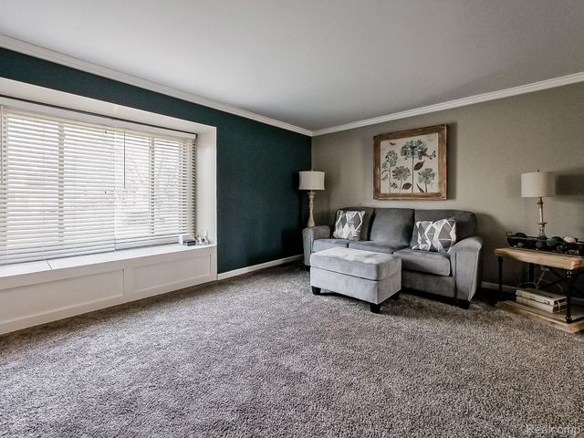 25911 Buckminster Drive, Novi, MI 48375