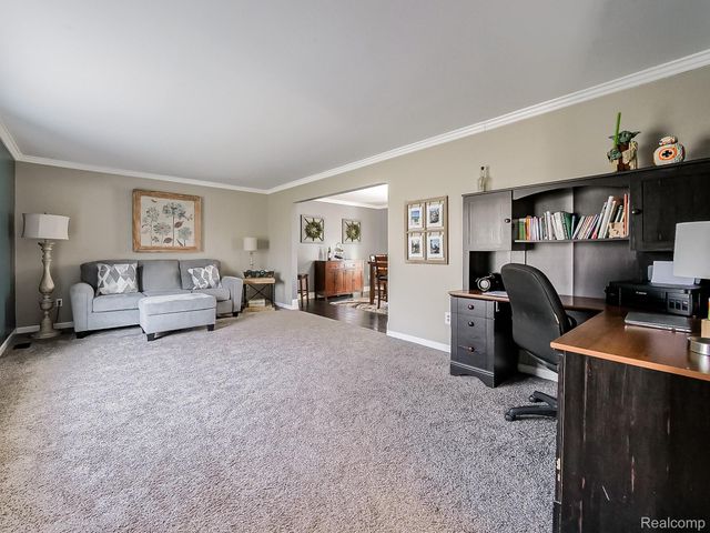 25911 Buckminster Drive, Novi, MI 48375