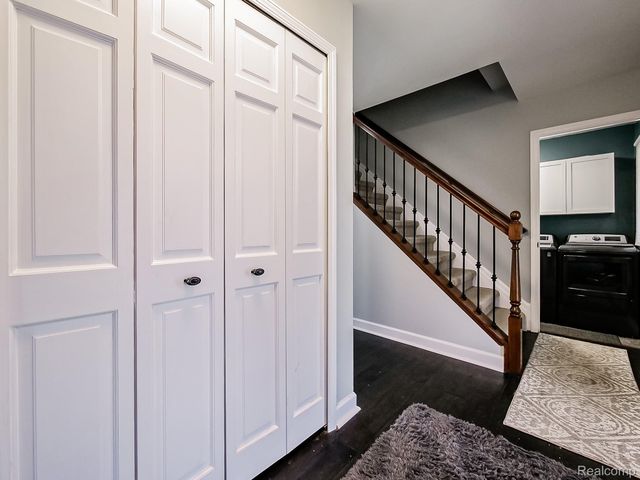 25911 Buckminster Drive, Novi, MI 48375