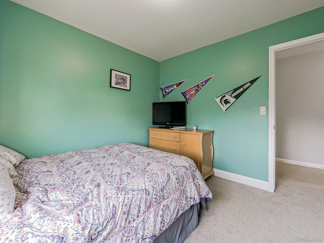 25911 Buckminster Drive, Novi, MI 48375