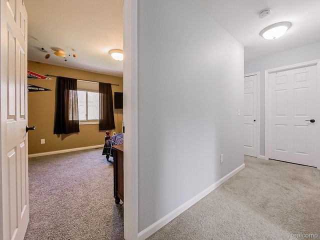 25911 Buckminster Drive, Novi, MI 48375