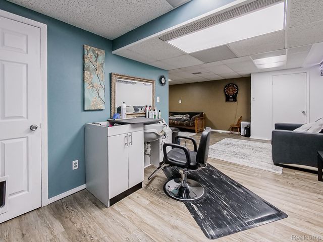 25911 Buckminster Drive, Novi, MI 48375