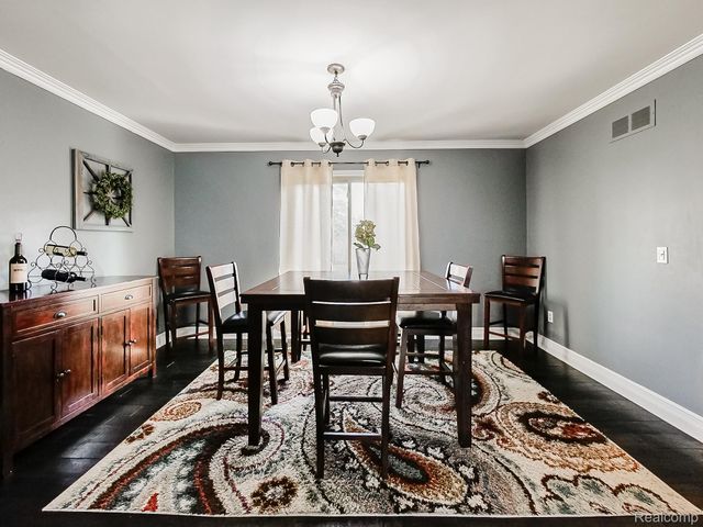 25911 Buckminster Drive, Novi, MI 48375