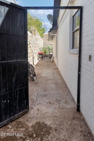 612 FIREDALE Lane, El Paso, TX 79912