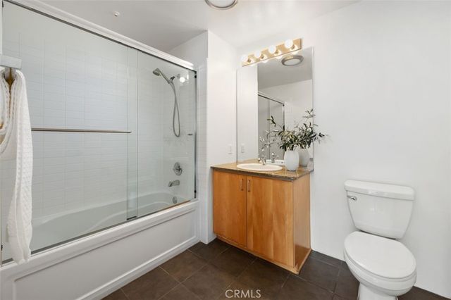 285 W 6th St 326, San Pedro, CA 90731