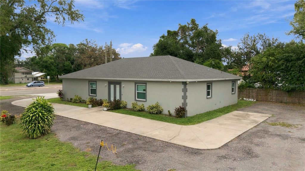 1710 MANATEE AVENUE E, BRADENTON, FL 34208 — photo 2