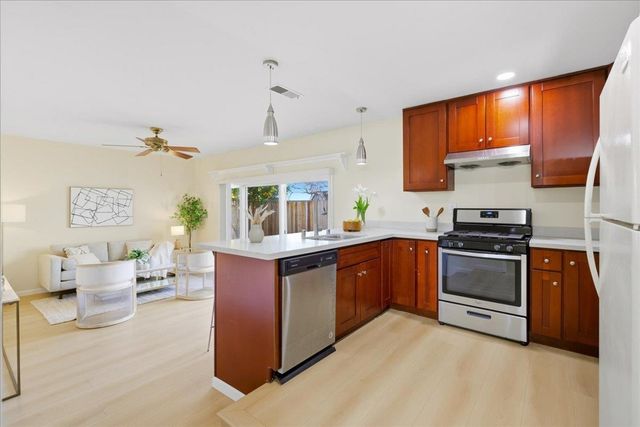 7109 Elba Way, Dublin, CA 94568