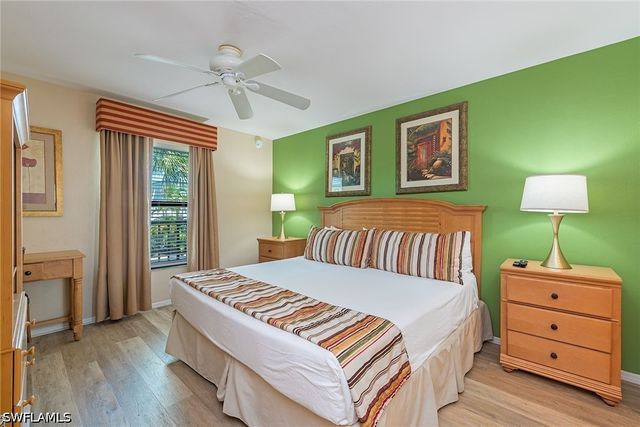 600 Neapolitan WAY 212, Naples, FL 34103