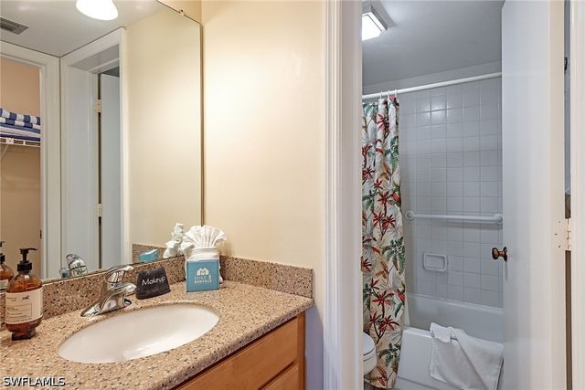 600 Neapolitan WAY 212, Naples, FL 34103