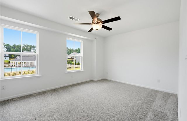 1043 Whitefox Drive, Spartanburg, SC 29302