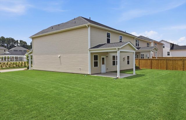 1043 Whitefox Drive, Spartanburg, SC 29302
