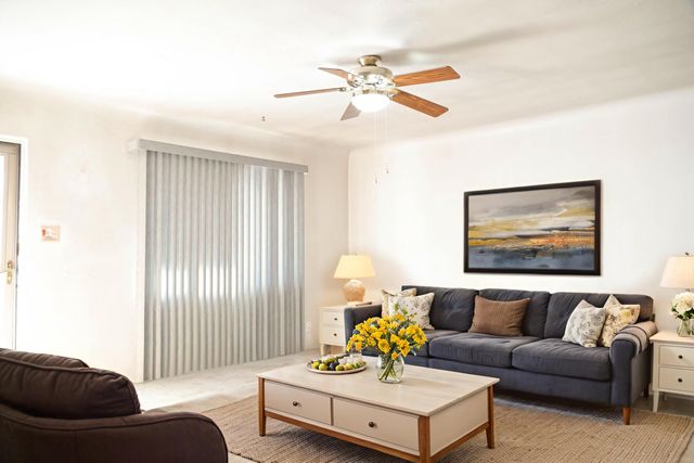 1117 Monroe Street SE, Albuquerque, NM 87108