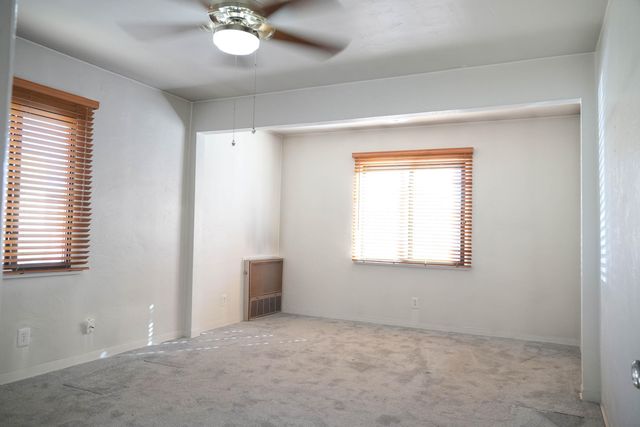 1117 Monroe Street SE, Albuquerque, NM 87108