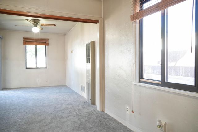 1117 Monroe Street SE, Albuquerque, NM 87108