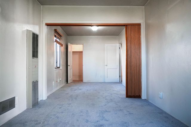 1117 Monroe Street SE, Albuquerque, NM 87108