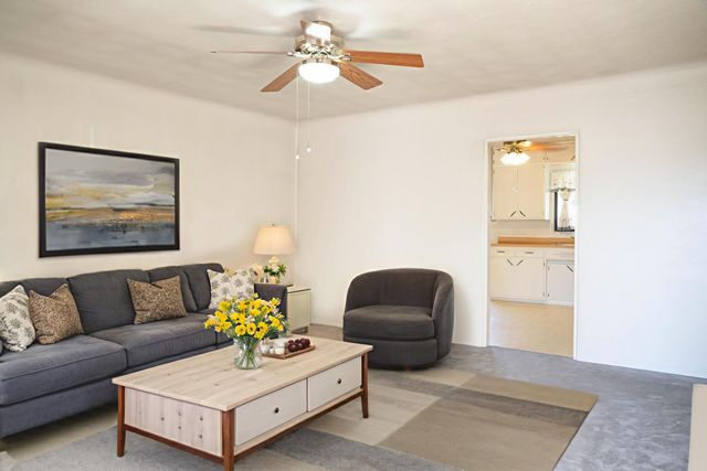 1117 Monroe Street SE, Albuquerque, NM 87108