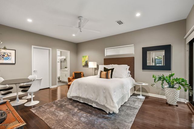 1319 Hawthorne Street, Houston, TX 77006