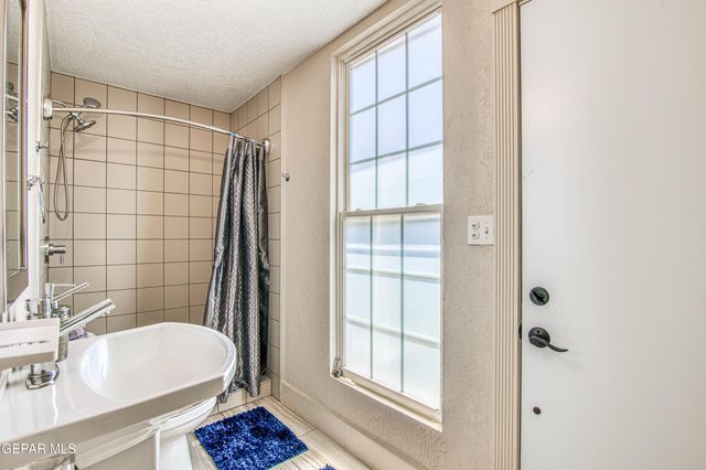 640 Stewart Court, El Paso, TX 79902