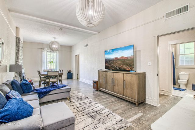 640 Stewart Court, El Paso, TX 79902