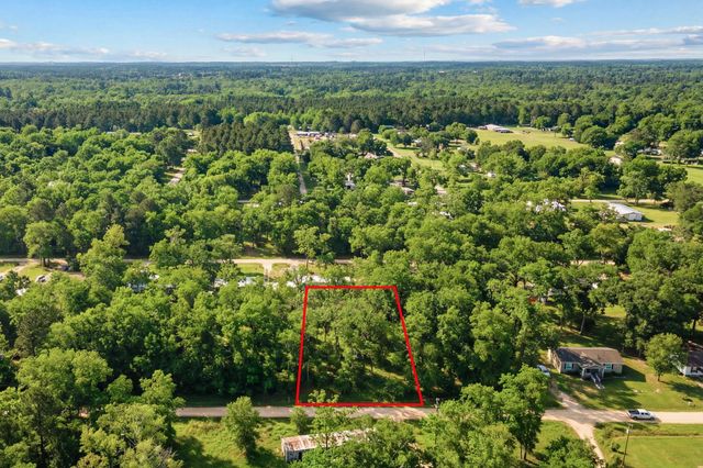 606 Moonbeam Drive, Livingston, TX 77351