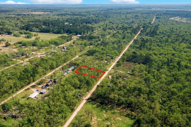 606 Moonbeam Drive, Livingston, TX 77351