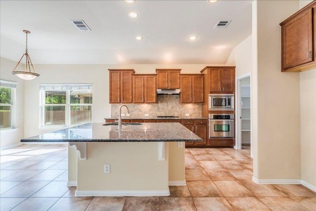 820 Clear Springs HOLW, Buda, TX 78610