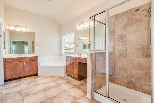 820 Clear Springs HOLW, Buda, TX 78610