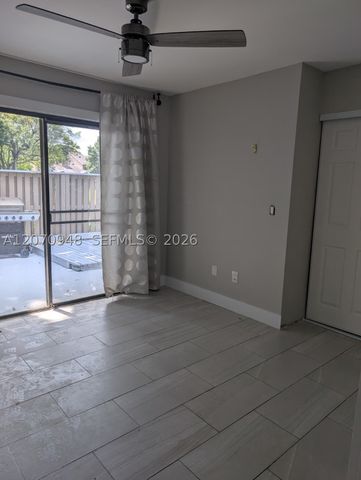 7162 Sportsmans Dr 7162, North Lauderdale, FL 33068