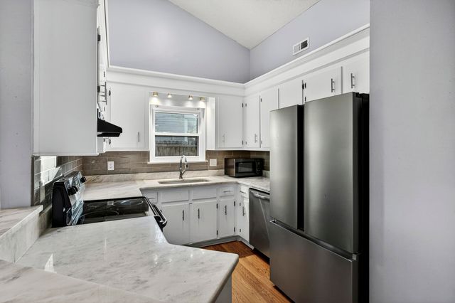 112 Pipestone Drive, Summerville, SC 29485