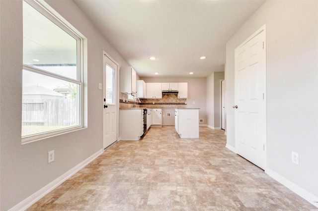 15414 Winding Boardwalk Way, Houston, TX 77044