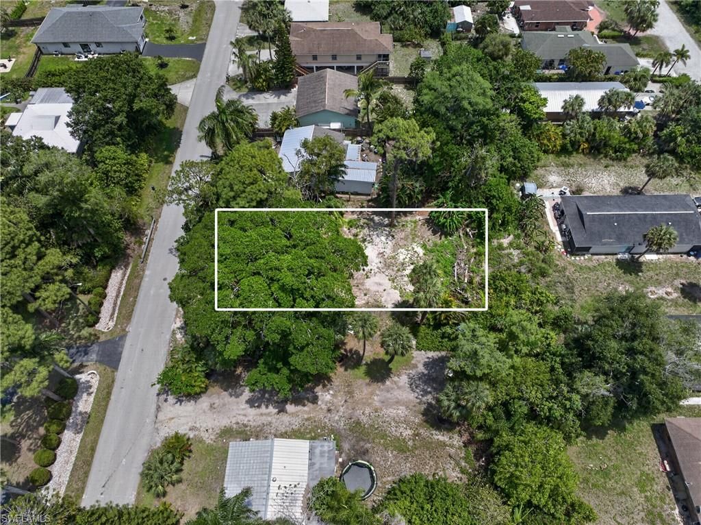 10010 Carolina ST, BONITA SPRINGS, FL 34135 — photo 2